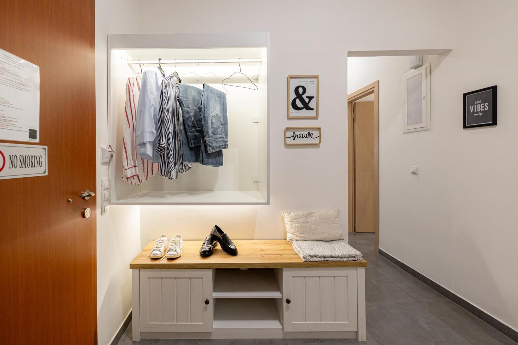 Ports Crossroad C Appartement Piraeus Buitenkant foto