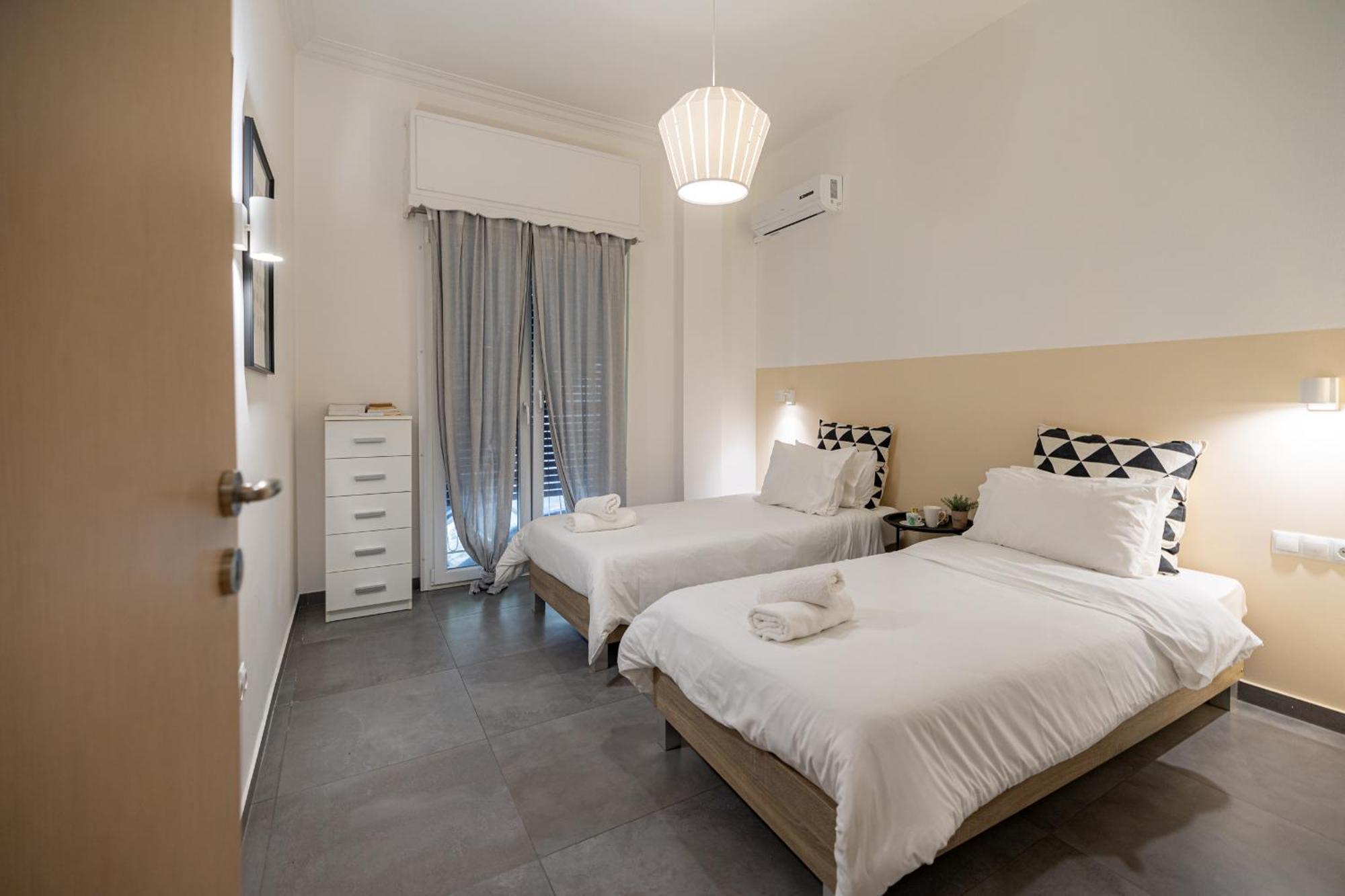 Ports Crossroad C Appartement Piraeus Buitenkant foto