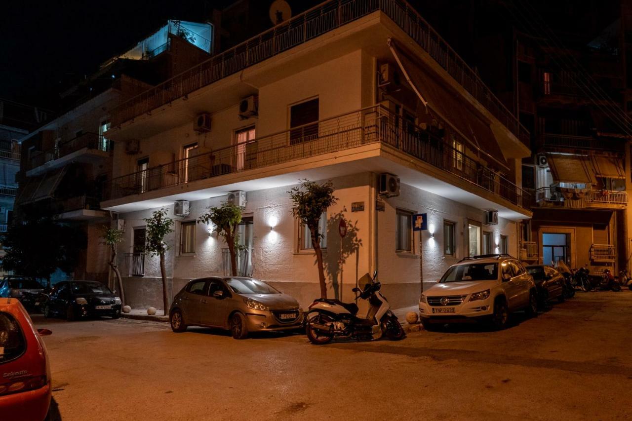 Ports Crossroad C Appartement Piraeus Buitenkant foto